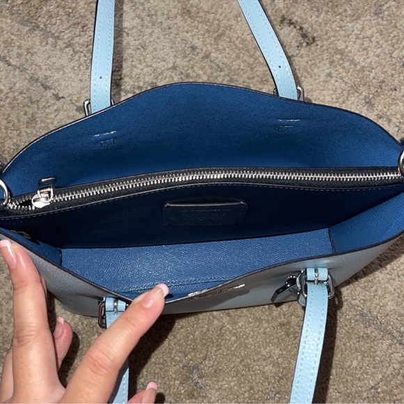 NWOT COACH LIGHT BLUE CROSSBODY BAG - MOLLIE TOTE 25 - Picture 2 of 4